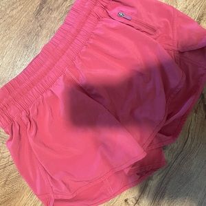 LuLulemon Track That Short- 5 inches